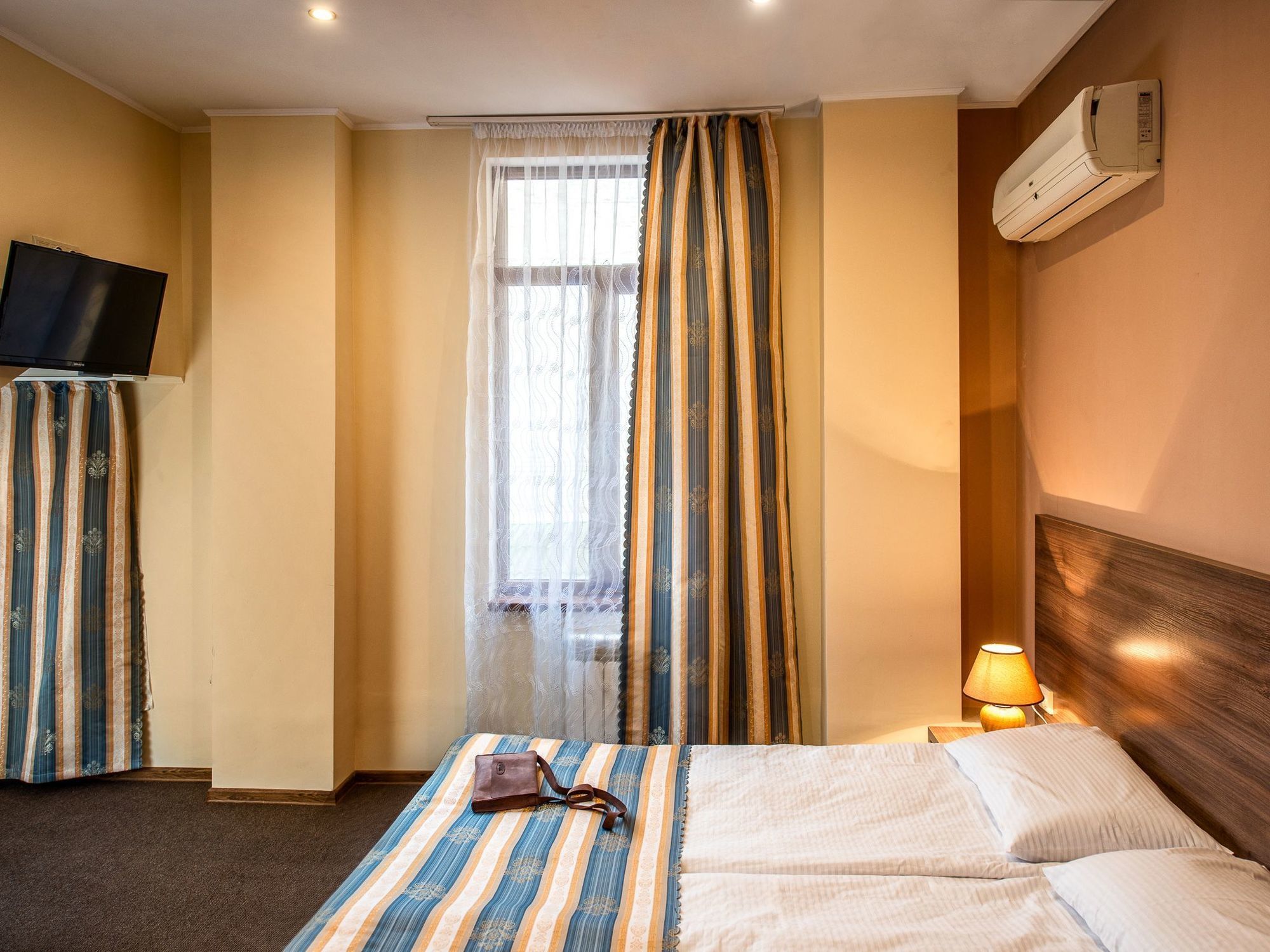Lviv Central Jam Hotel Εξωτερικό φωτογραφία
