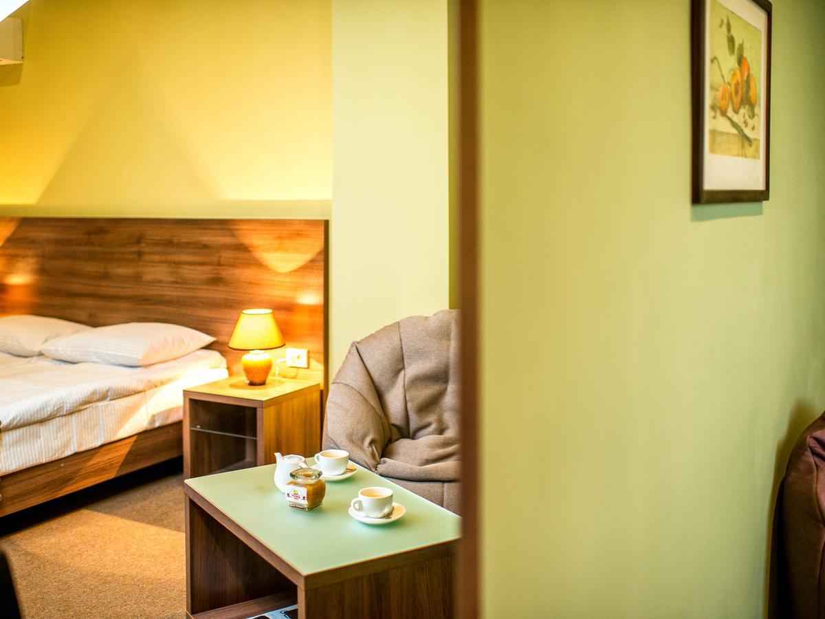 Lviv Central Jam Hotel Εξωτερικό φωτογραφία