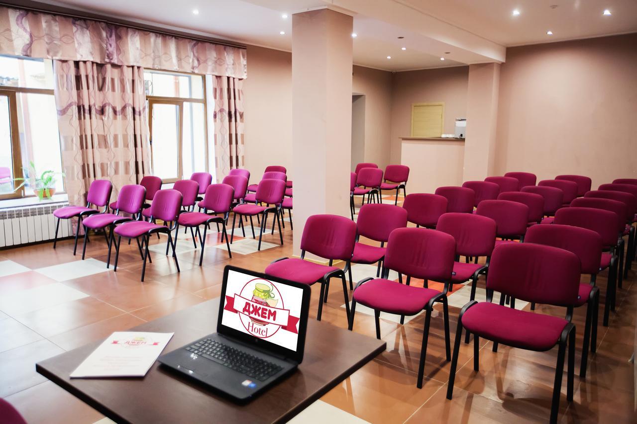 Lviv Central Jam Hotel Εξωτερικό φωτογραφία