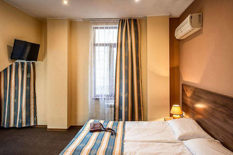 Lviv Central Jam Hotel Εξωτερικό φωτογραφία